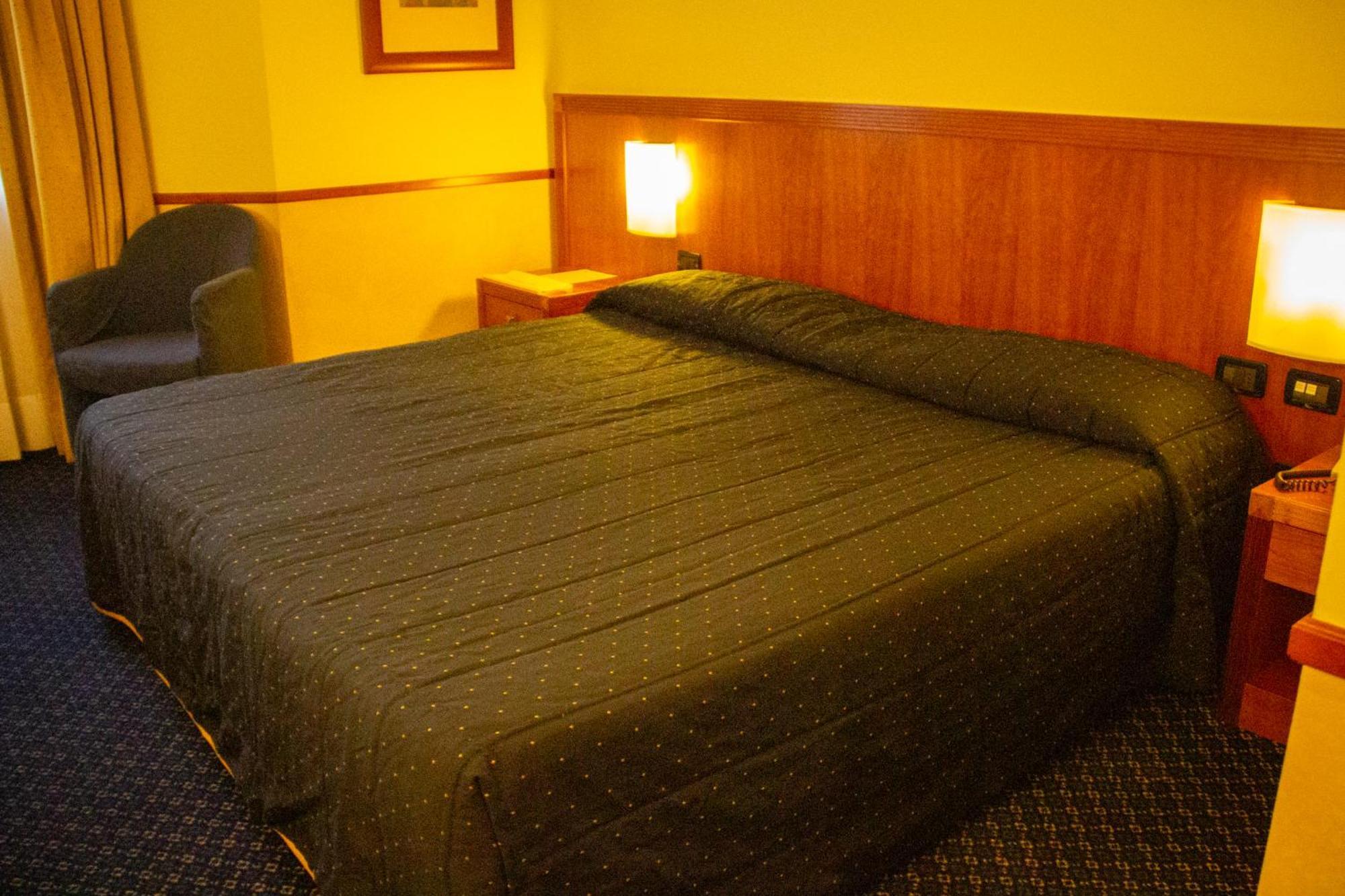 Pacific Hotel Fortino Турин Экстерьер фото