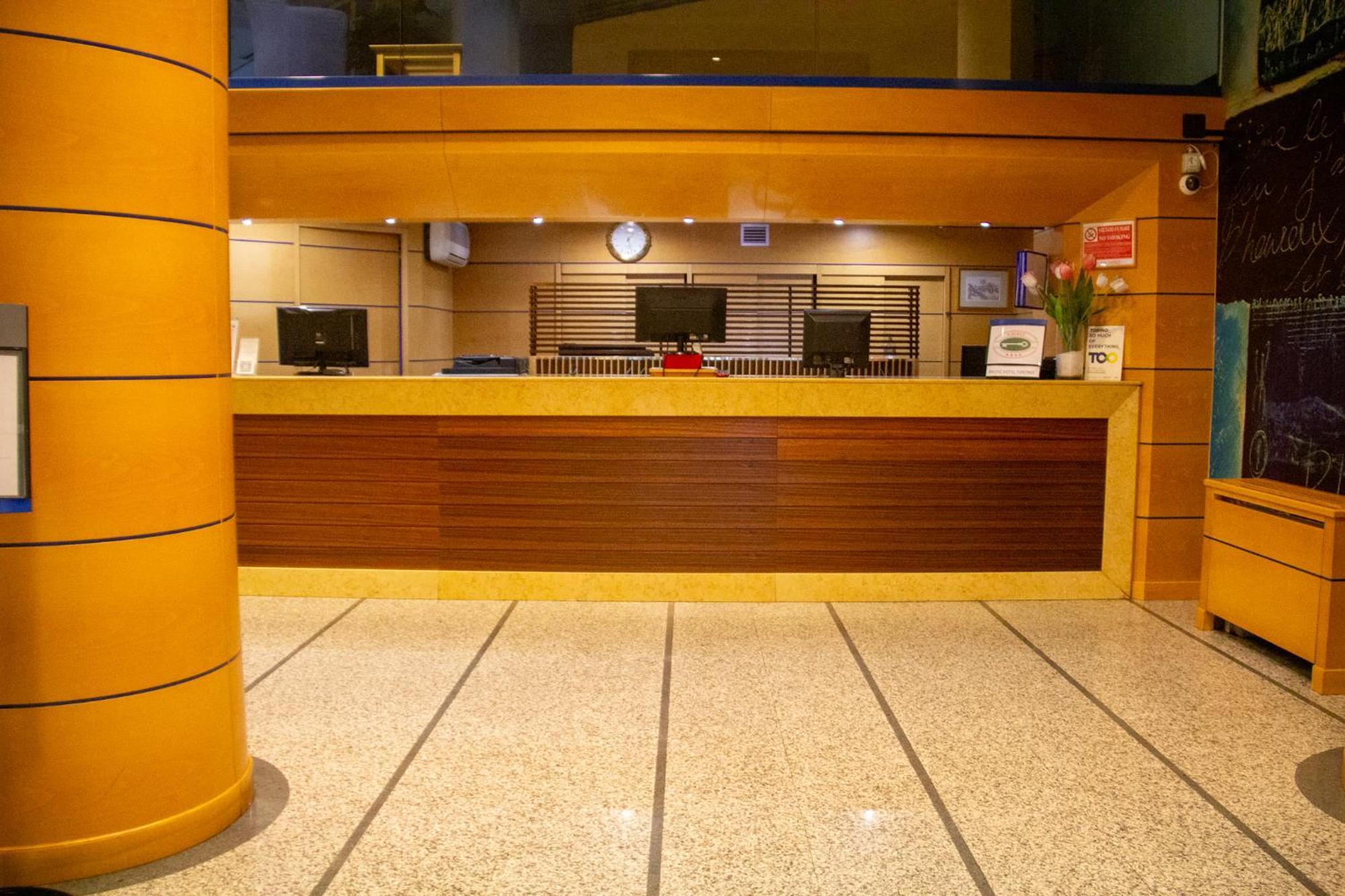 Pacific Hotel Fortino Турин Экстерьер фото
